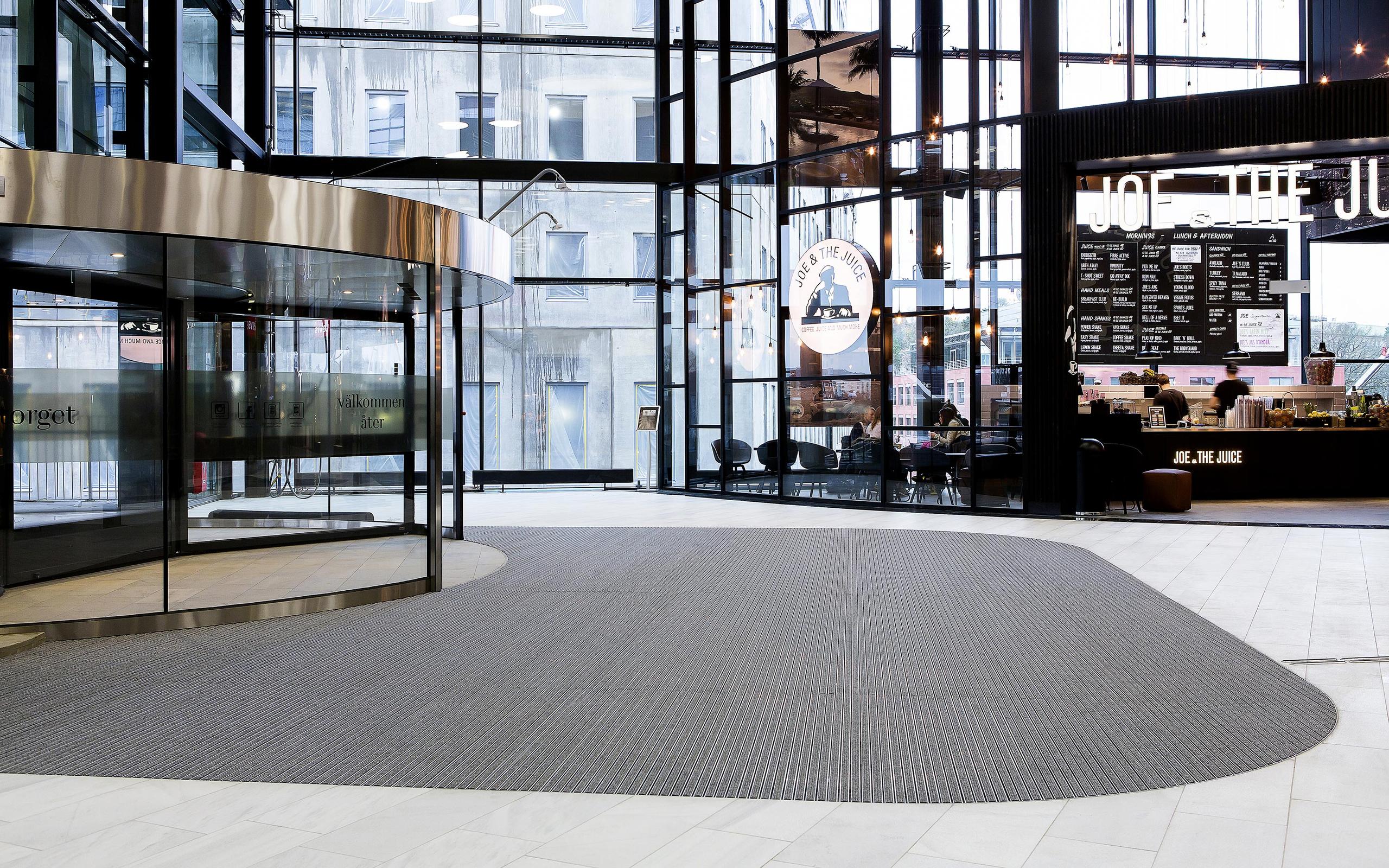 Fußmattensysteme für Einkaufszentren von fuma Hauszubehör GmbH